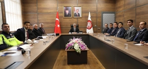 Niğde'de yeni yıl için güvenlik tedbirleri toplantıda değerlendirildi