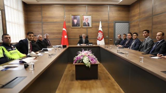 Niğde'de yeni yıl için güvenlik tedbirleri toplantıda değerlendirildi