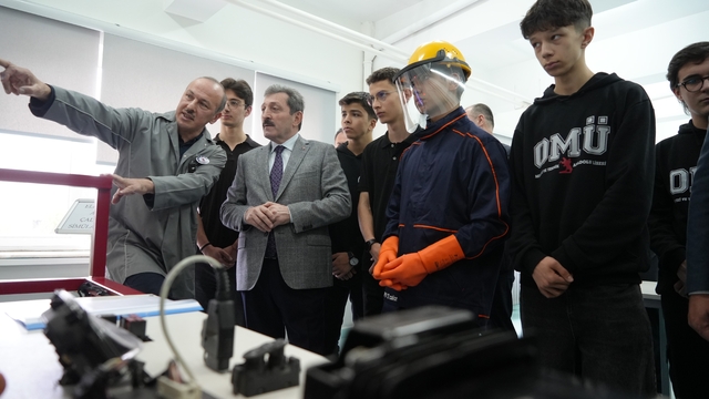 Mesleki eğitimde bir ilk: 'Elektrikli Araçlar Eğitim Merkezi' Samsun'da kuruldu