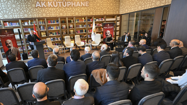 AK Parti, İstiklal Marşı şairi Mehmet Akif Ersoy'u vefatının 89. yılında andı