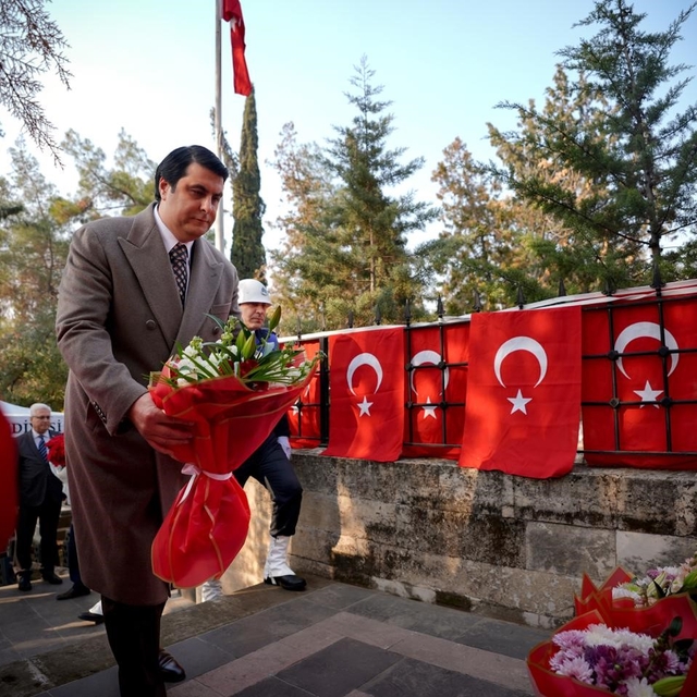 Gaziantep'in kahramanları Şehitkamil'de anıldı
Yılmaz: "Gaziantep, diz çökm...