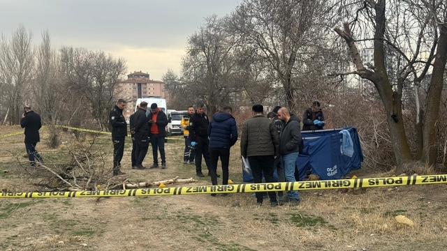 Niğde'de arazide erkek cesedi bulundu