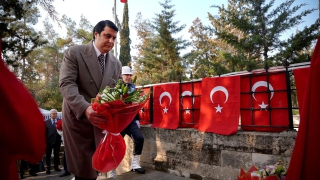 Gaziantep'in kahramanları Şehitkamil'de anıldı
Yılmaz: "Gaziantep, diz çökmeyi reddedenlerin şehridir"