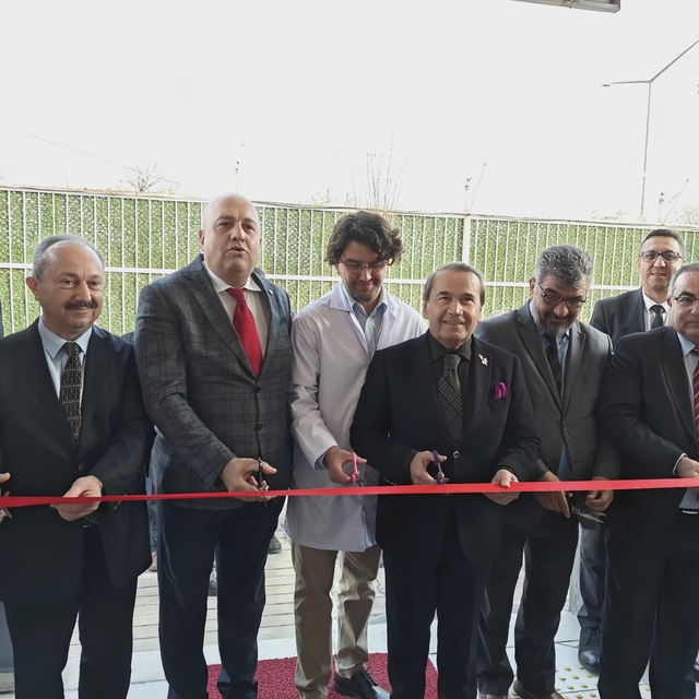 Özel ihtiyaçlı çocuklara şifa: 'ÇÖZGEM'
Kayseri Devlet Hastanesi Başhekimi...