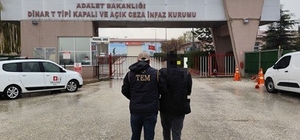 FETÖ'ye üye olmaktan aranan şahsı polis yakaladı