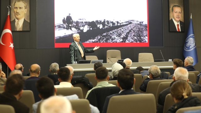 Melikgazi'de havacılık sektörünün dünü ve bugünü konuşuldu