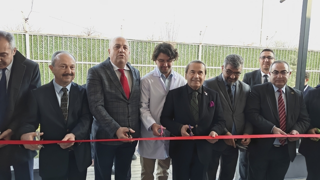 Özel ihtiyaçlı çocuklara şifa: 'ÇÖZGEM'
Kayseri Devlet Hastanesi Başhekimi Doç. Dr. İsmail Altıntop: "Çocuk ruh sağlığı ve hastalıklarıyla ilgili otizm, dikkat eksikliği, hiperaktivite bozukluğuyla ilgili tanı alan hastalarımızı burada tedaviye alıyoruz"