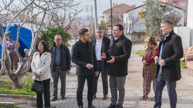 Başkan Günel'den Sındırgı'ya dayanışma ziyareti