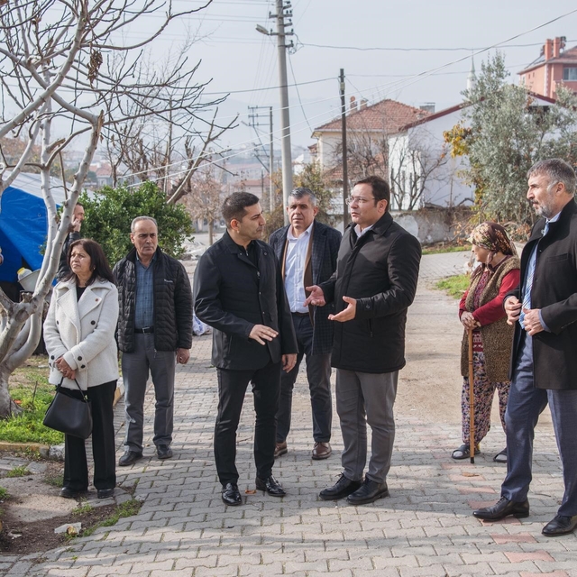 Başkan Günel'den Sındırgı'ya dayanışma ziyareti