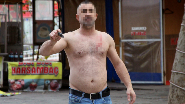 Adana'da adadaki yıkıma engel olmak için bıçakla kendisini yaralayan kişi tutuklandı