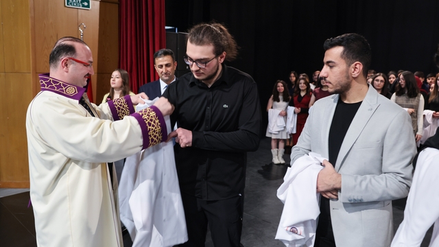 Atatürk Üniversitesi Tıp Fakültesinde beyaz önlük heyecanı