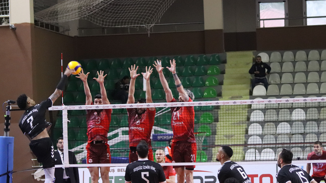 Voleybol: SMS Grup Efeler Ligi