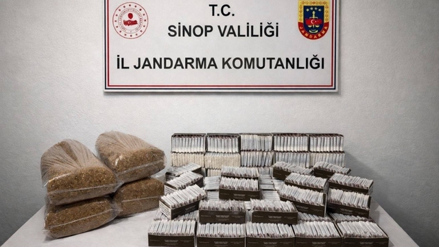 Sinop'ta kaçak tütün operasyonu: 20 kilo tütün, 10 bin adet makaron ele geçirildi