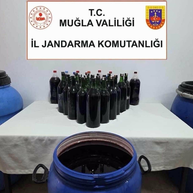 Muğla'da 1 ton sahte içki yakalandı
