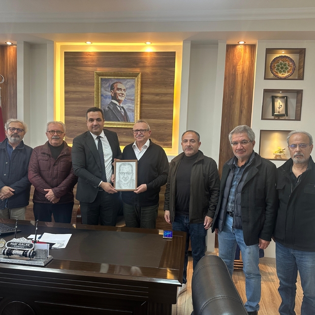 Kaymakam Dalak'ı duygulandıran kara kalem portre