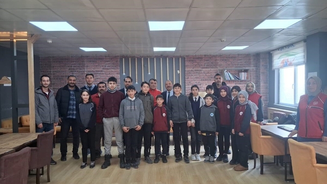 Çıldır'da okullararası mangala turnuvası yapıldı