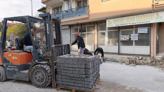 Germencik'te belediye ekiplerinin çalışmaları devam ediyor