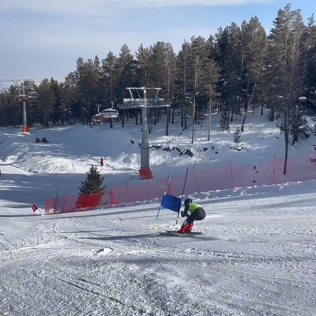Sarıkamış'ta 'Uluslararası FIS Sarıkamış CUP' heyecanı sürüyor