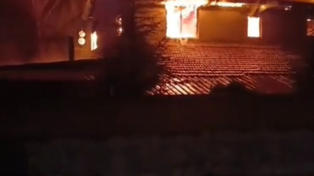 Eğlence merkezinde çıkan yangında öldü