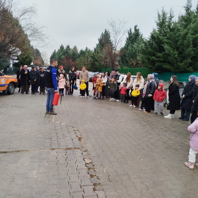 AFAD'dan özel eğitim ve rehabilitasyon merkezinde tatbikat