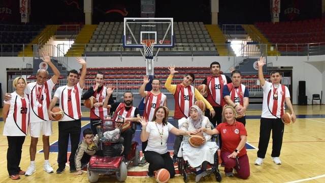 Kepez'de "Bir Nefes Ver Hayatıma" projesiyle özel bireylerin sosyal yaşamına yeni bir nefes