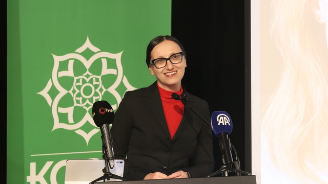 TÜBA ödüllü Prof. Dr. Özcan'dan diş hekimliği eğitiminde klinik tecrübe vurgusu: