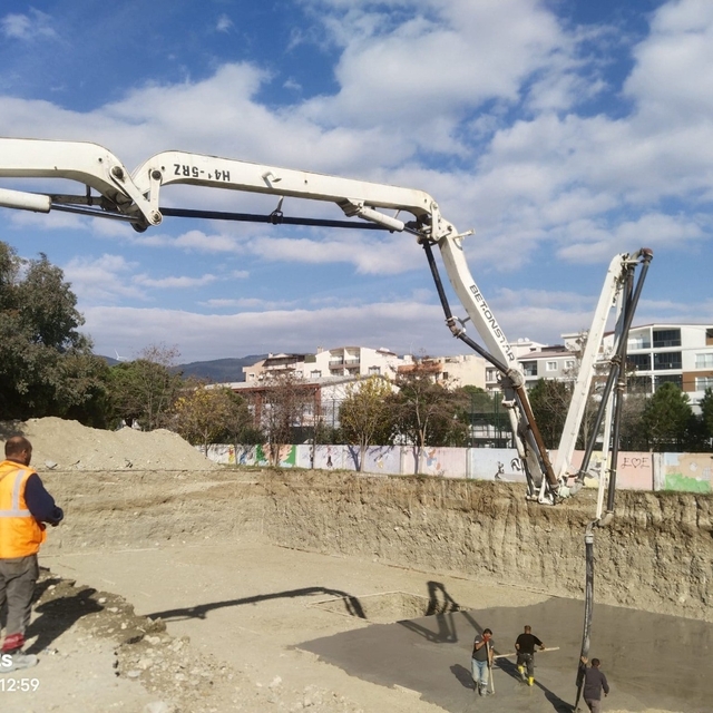 Söke'de Atatürk Ortaokulu'nun temeli atıldı