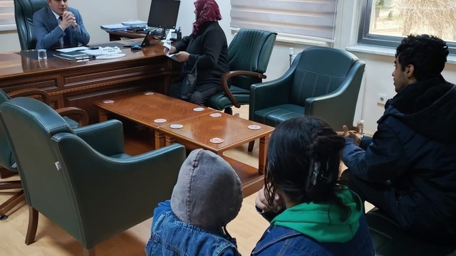 Bolvadin'de vatandaşlar sorunlarını kaymakama anlattı