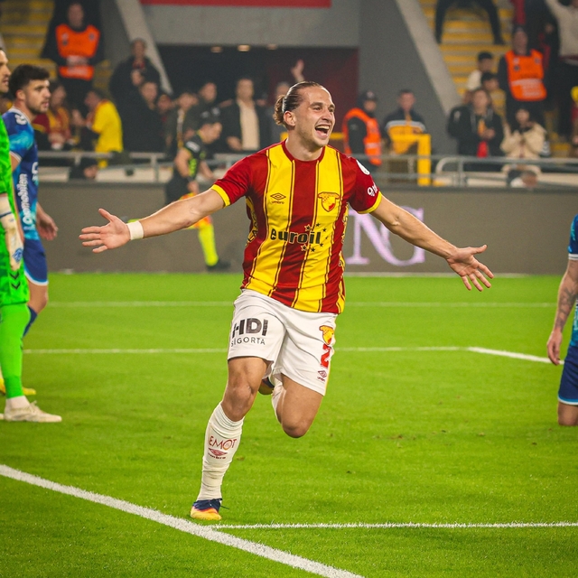 Göztepe gençleriyle parladı