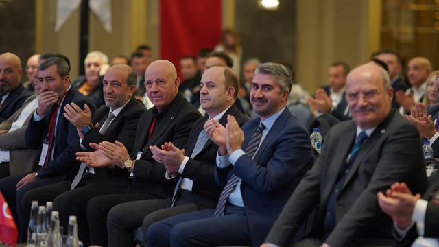 Esnaf, sanatkar ve perakendeciler, market zincirlerinin pazar günü kapalı olması konusunda anlaştı