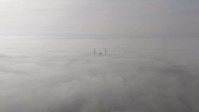 Batman'da yoğun sis; manzara dronla görüntülendi