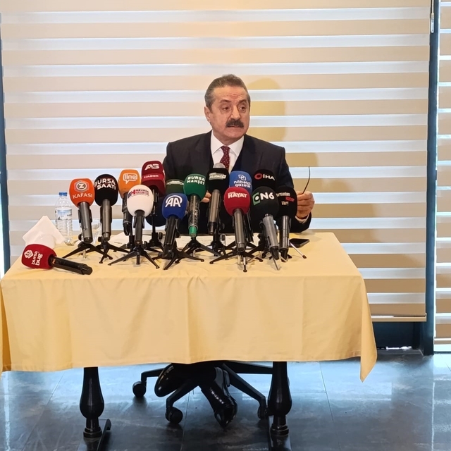 Faruk Çelik: "Bu başarı şehrin birlik olmasıyla geldi"