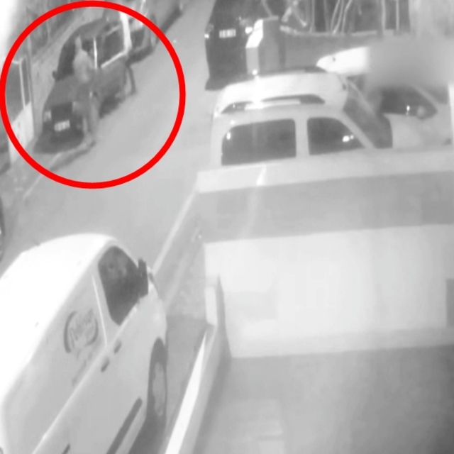 Batman'da otomobil hırsızlığı kamerada