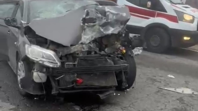 Batman'da zincirleme trafik kazası: 2'si ağır 14 yaralı