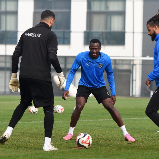 Manisa FK, Sakaryaspor maçı hazırlıklarını tamamladı