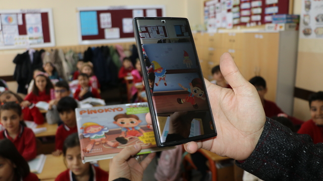 Amasya'da öğrenciler artırılmış gerçeklik teknolojisiyle tanıştı