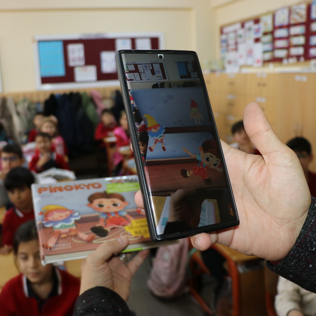 Amasya'da öğrenciler artırılmış gerçeklik teknolojisiyle tanıştı