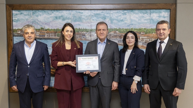 Mersin Büyükşehir Belediyesi, vatandaş memnuniyetini 'TS ISO 10002 Belgesi' ile taçlandırdı