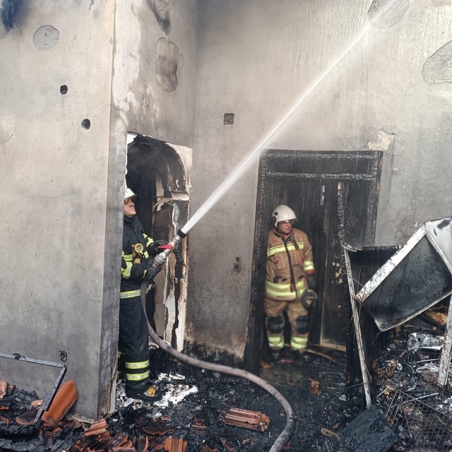 Samandağ'da ev yangını