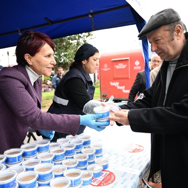 Büyükşehirden kandil hayrı
