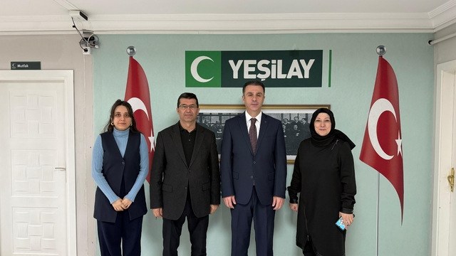 Çorum Cumhuriyet Başsavcısı Bektaş, Yeşilay'ı ziyaret etti
