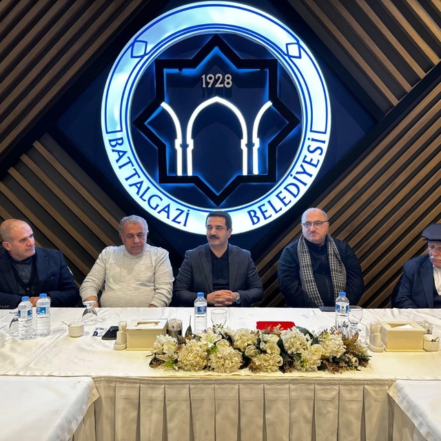 Başkan Taşkın'dan muhtarlarla istişare toplantısı