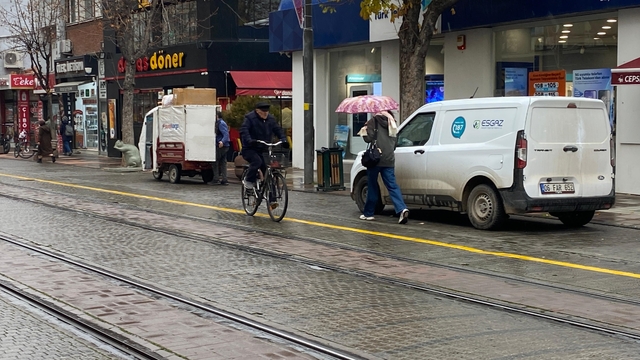 Eskişehir'de yağmur etkisini gösterdi