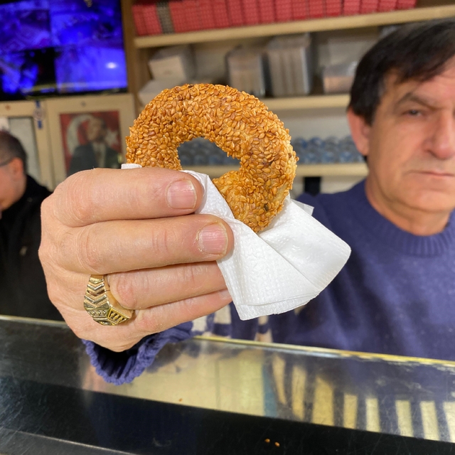 Kandil simitleri tezgahlarda yerini aldı