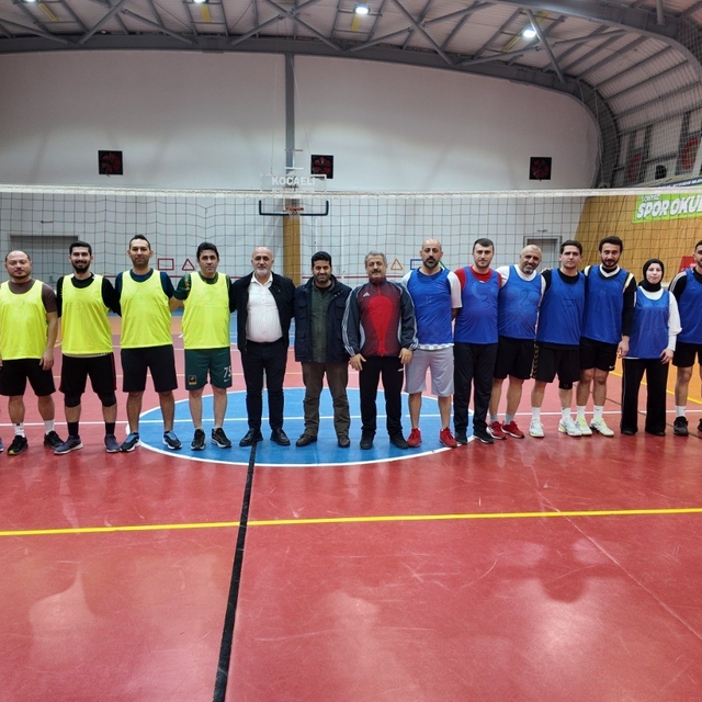 Darıca'da kurumlar arası voleybol turnuvası heyecanı başladı