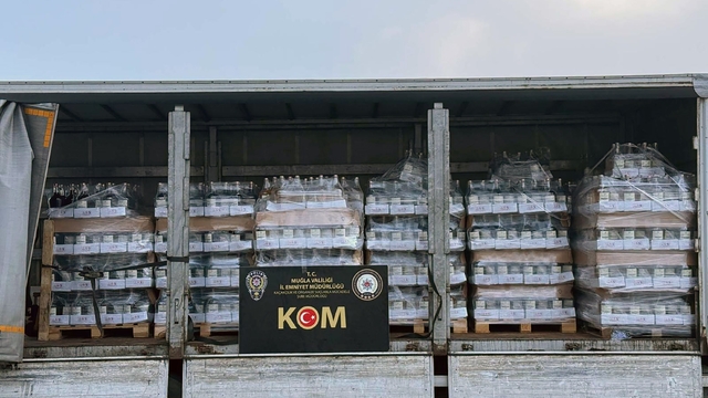 Muğla'da 4 ton 737 litre sahte alkol ele geçirildi