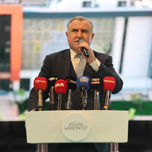 Bakan Dr. Osman Aşkın Bak: "Çocuklarımız ve gençlerimiz abur cuburdan uzak...