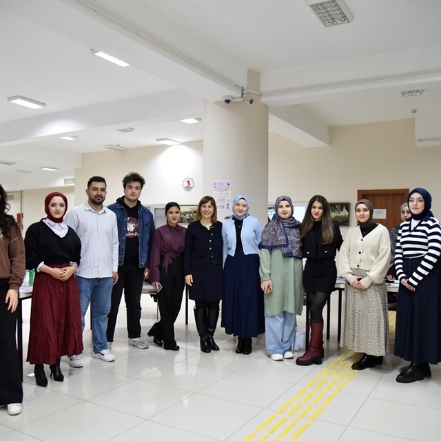 OMÜ'de fen materyal sergisi