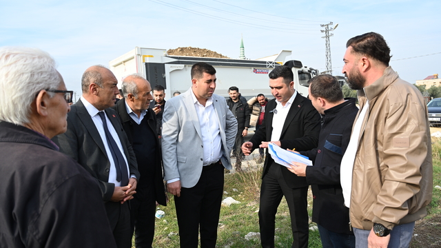 Kadirli Belediye Başkanı Olcar, vatandaşlarla bir araya geldi