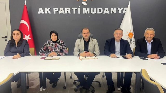 Mudanya Belediyesi'nin taşınmaz satış ilanına AK Parti'den tepki